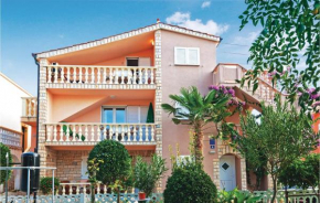 Beautiful Apartment In Privlaka With Kitchen
